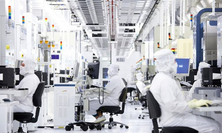 格瑞普異形電池生產(chǎn)車間 格瑞普異形電池生產(chǎn)車間