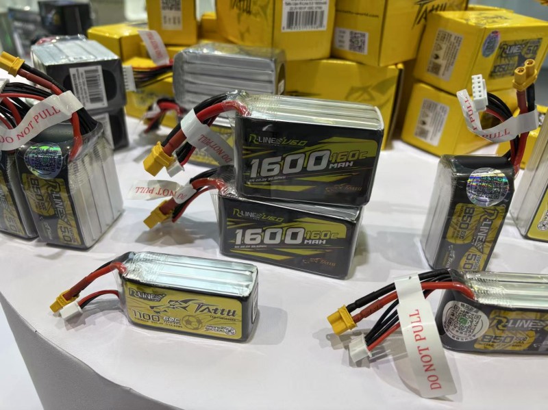 足球無(wú)人機(jī)電池 足球無(wú)人機(jī)電池