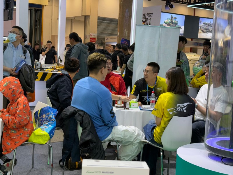 行業(yè)大咖現(xiàn)場(chǎng)打卡 行業(yè)大咖現(xiàn)場(chǎng)打卡